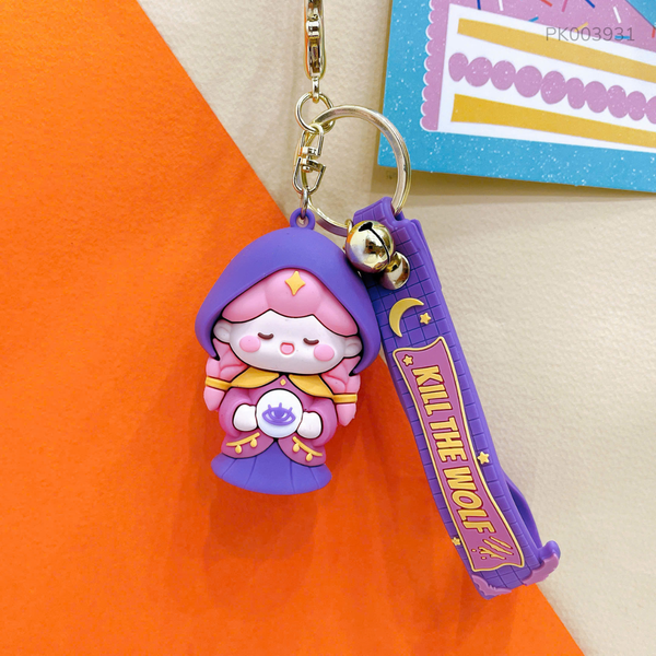 ** Móc khóa phù thủy tím