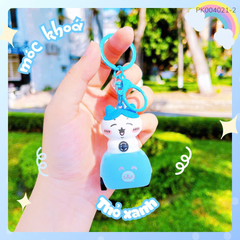 ** Móc khóa đồ chơi thỏ xe kéo trớn