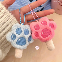 ** Móc khóa bông que chân mèo