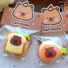 ** Móc khóa bông bánh mì Capybara