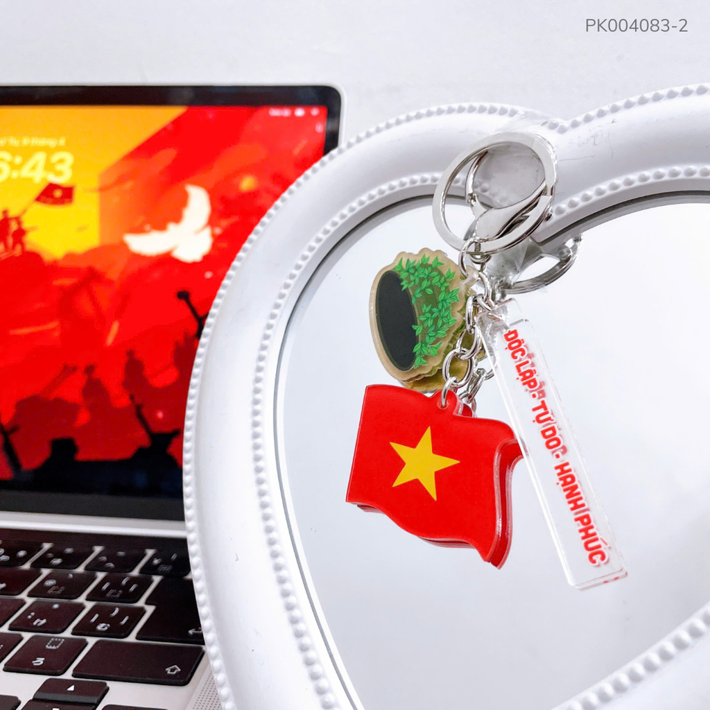 ** Móc khóa chủ đề 30/4