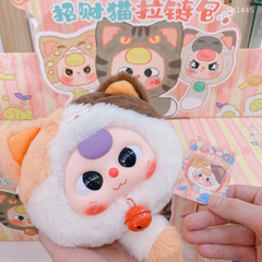 ** Hộp Random Baby Three Lucky Cat