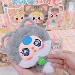 ** Hộp Random Baby Three Lucky Cat