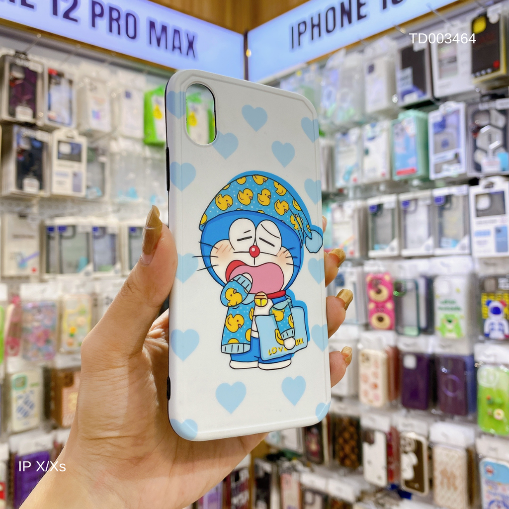 Ốp IP X Doraemon buồn ngủ đội nón, mặc áo hình vịt vàng