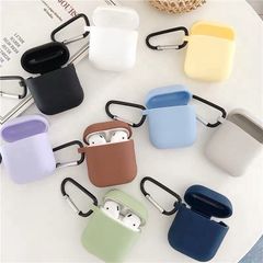 ** Case Airpods 1/2 silicon kèm móc khóa