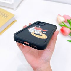 Ốp IP 11 Pro dẻo rắn vàng Snack viền nổi