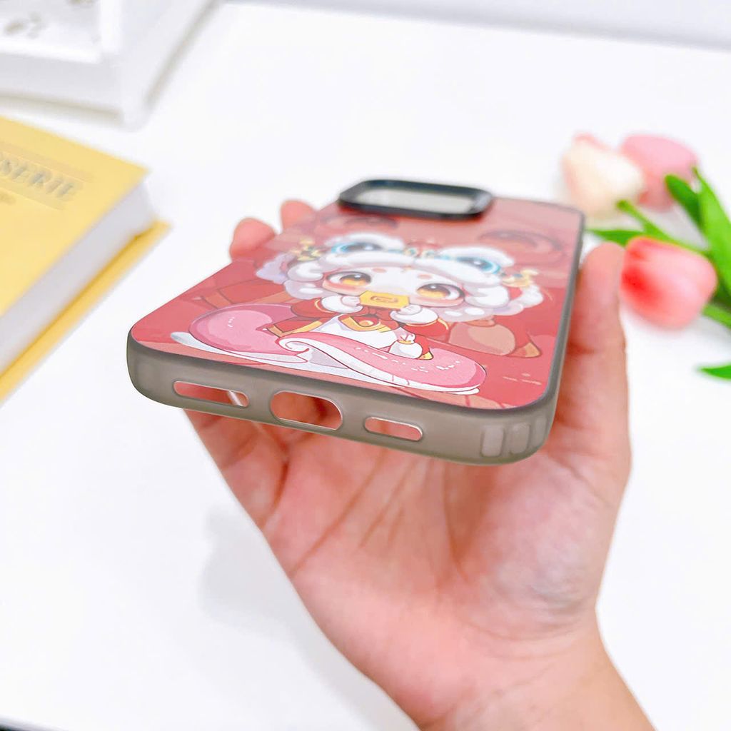 ** Ốp IP 13/14 lưng cứng rắn đội lân ngậm vàng