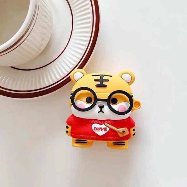 ** Case Airpods Pro 2 hổ đeo kính