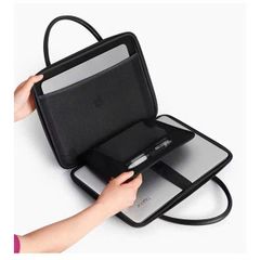 ** Túi chống sốc Boona 13.3 inch Form cứng có quai xách