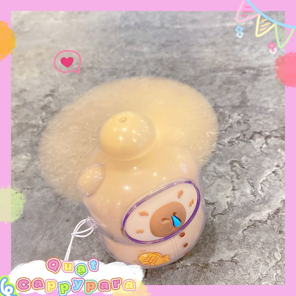 ** Quạt Capybara cầm tay 3 cánh