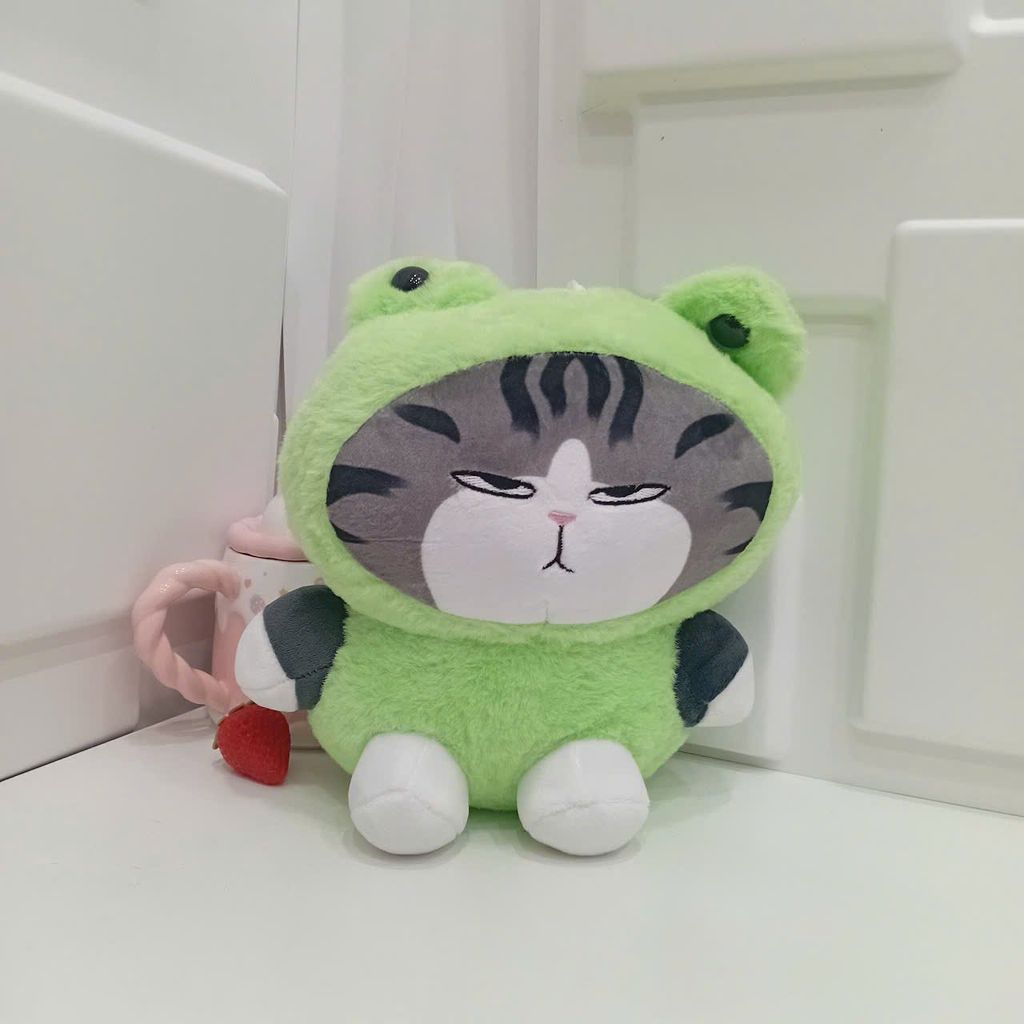 ** Gấu bông mèo mặt quạo