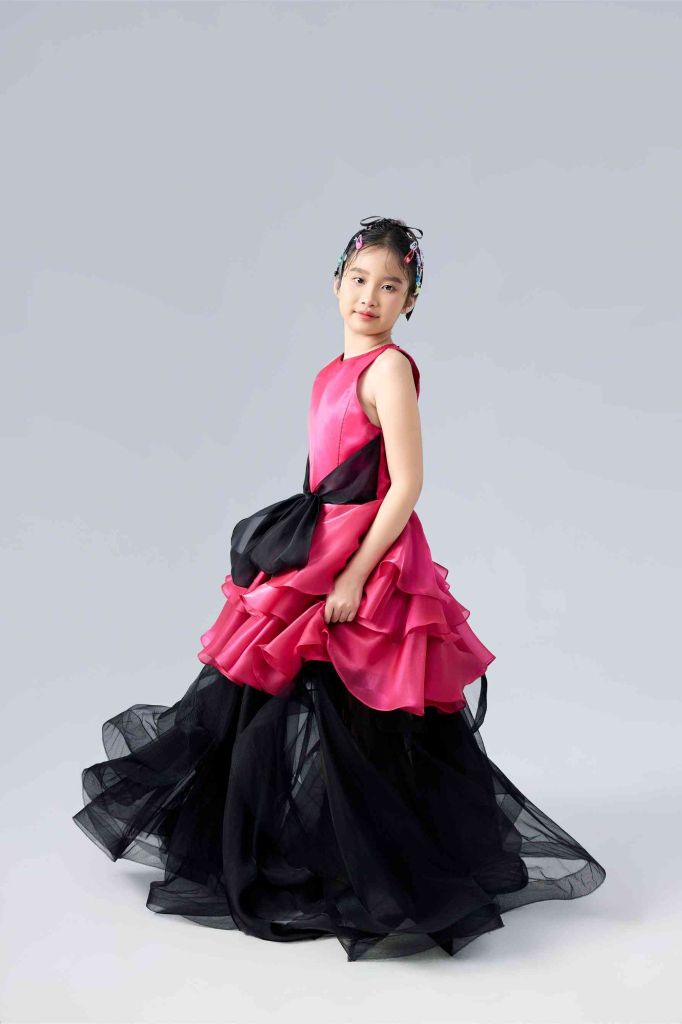 Hồng Thy Dress