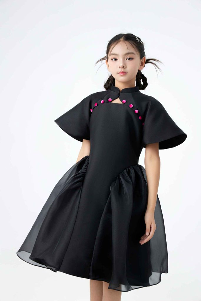 Minh Đan Dress