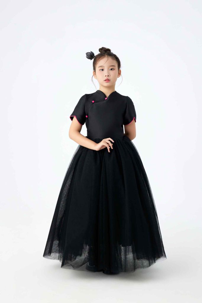 Hạ Chi Dress