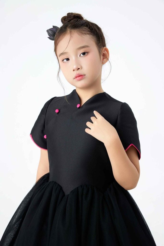 Hạ Chi Dress