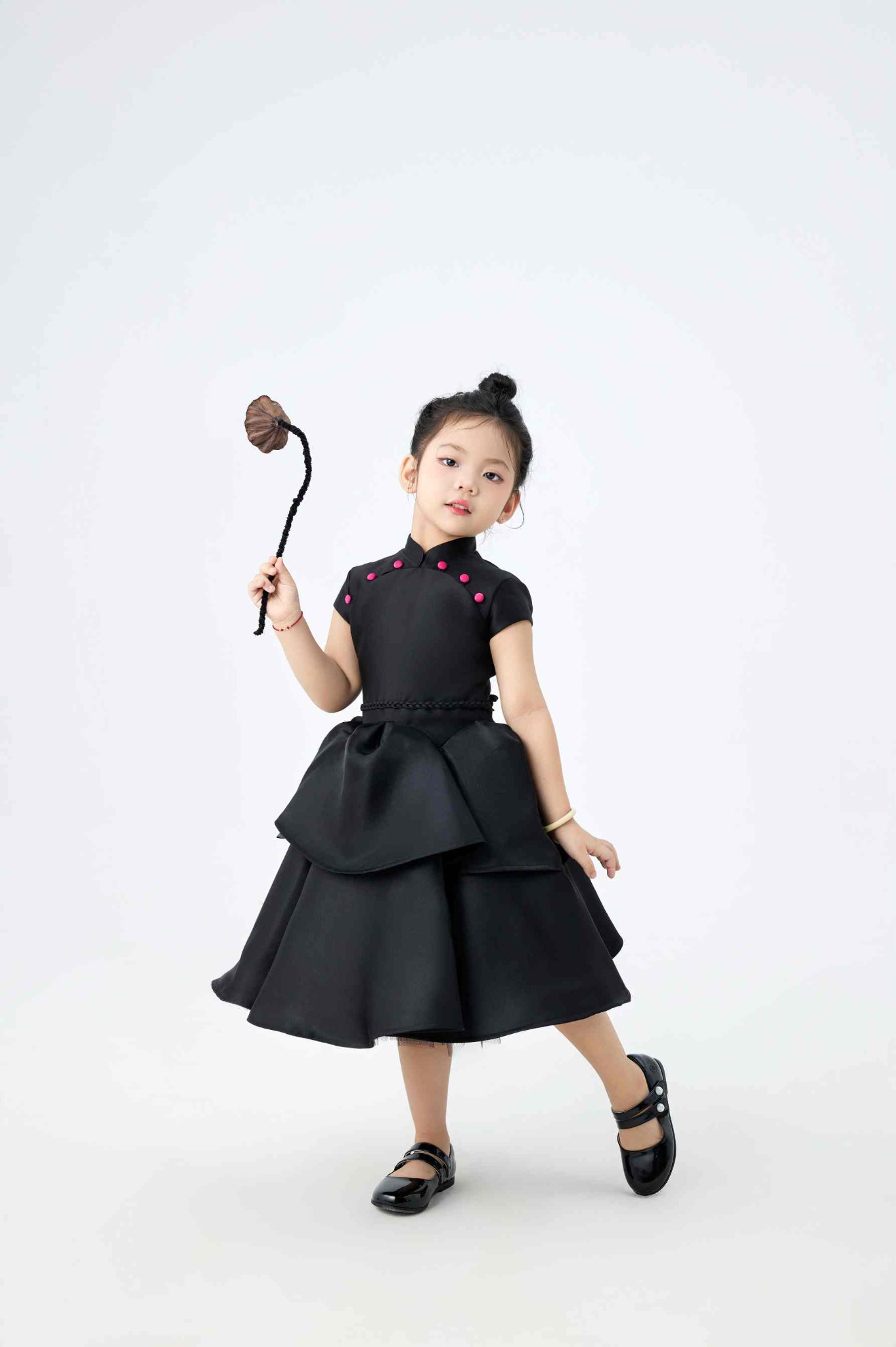 Giai Ý Dress