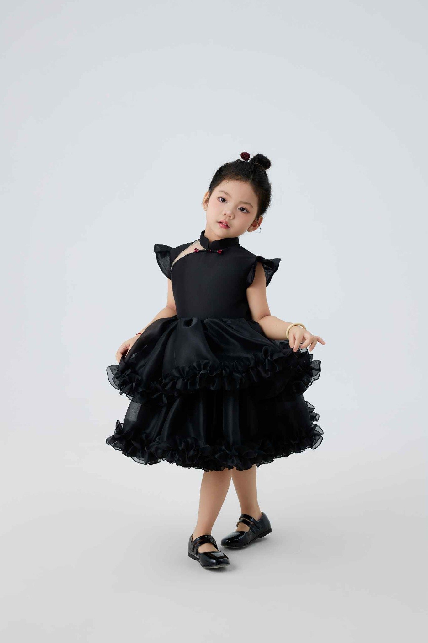 Vân Tú  Dress