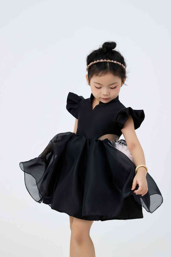 Nhật Dạ Dress