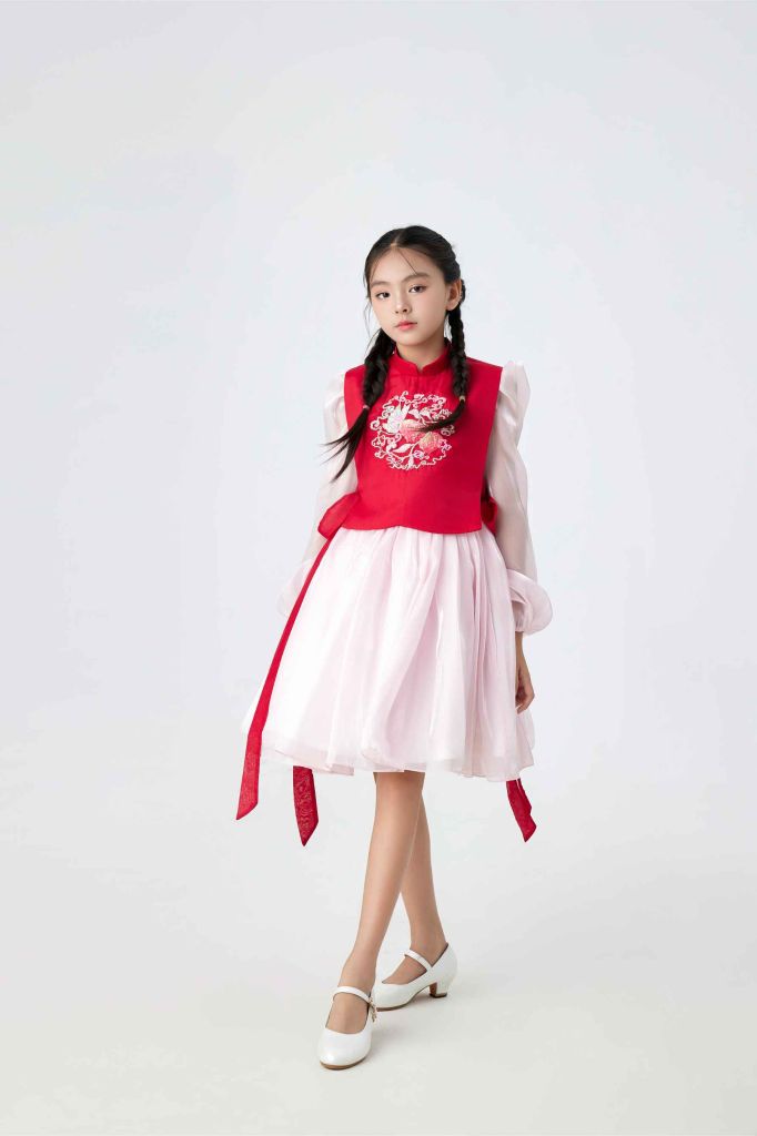 Áo Dài Nguyệt Cát (có hình thêu)