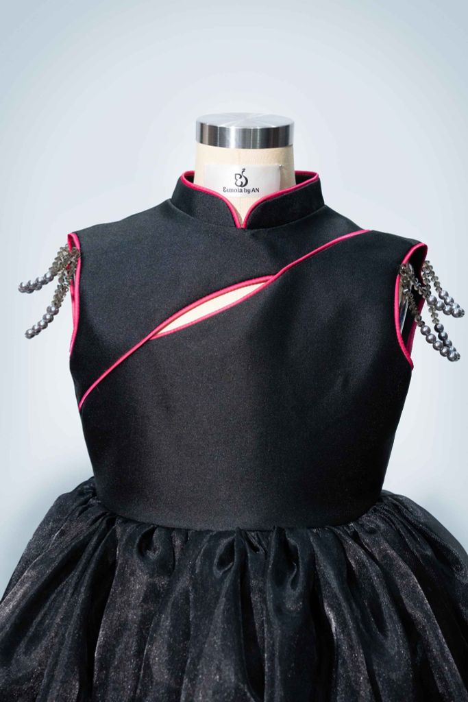 Trúc Đào Dress