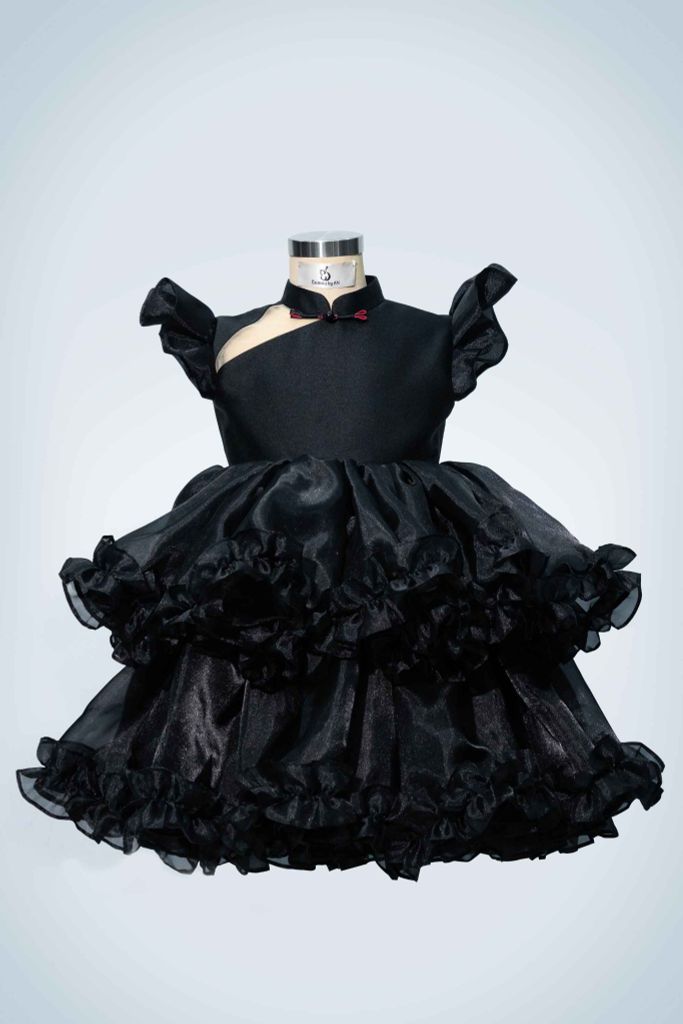 Vân Tú  Dress
