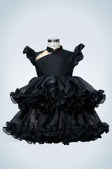 Vân Tú  Dress