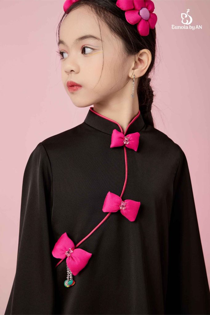 Tịnh Kỳ 24 Dress
