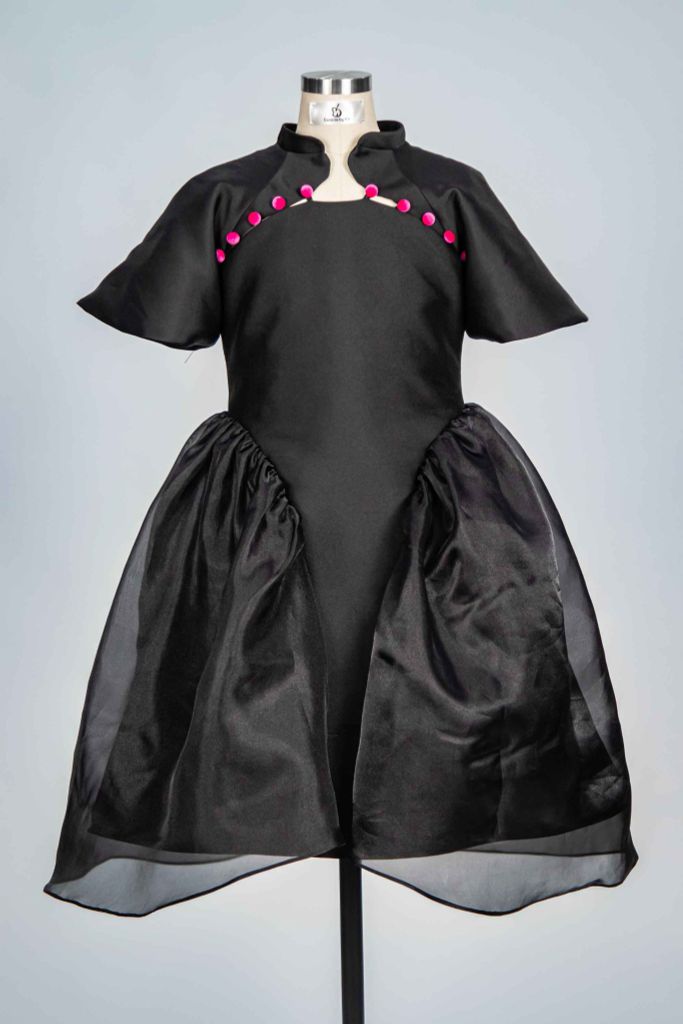 Minh Đan Dress