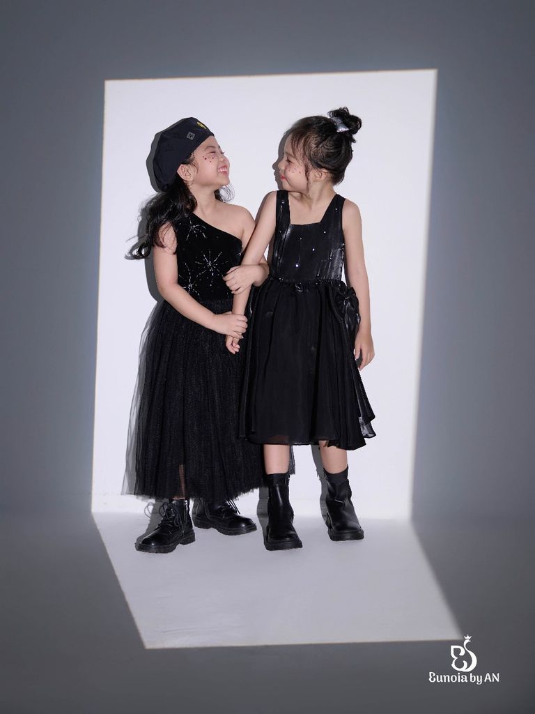 Váy công chúa cho bé gái màu đen gắn nơ Galina Dress - Eunoia by AN