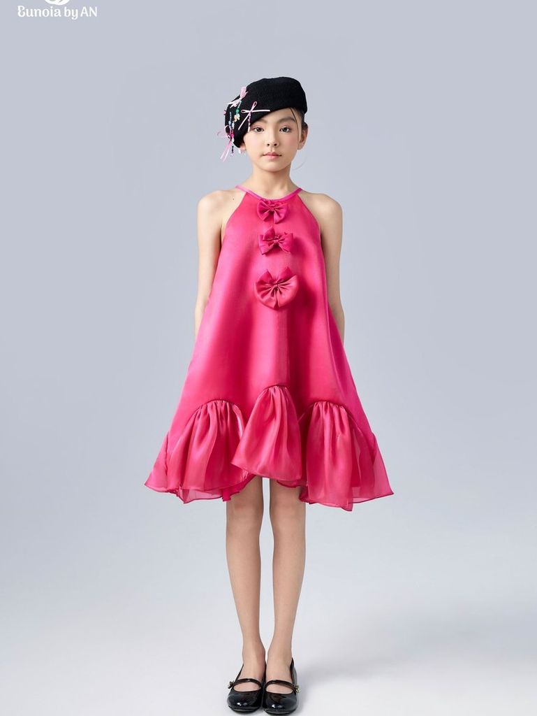 Váy baby doll bé gái cổ yếm đính nơ đuôi bèo nhún màu hồng Giang Khánh Dress - Eunoia By AN