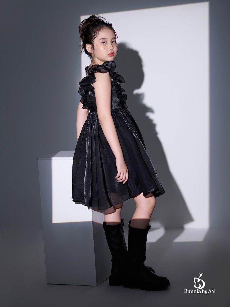 Váy công chúa cho bé gái màu đen tay bèo Aliana Dress - Eunoia by AN