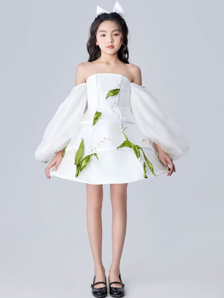 Váy công chúa bé gái tay bồng trễ vai đính hoa thủ công màu trắng Tỷ Ngọc Dress - Eunoia By AN
