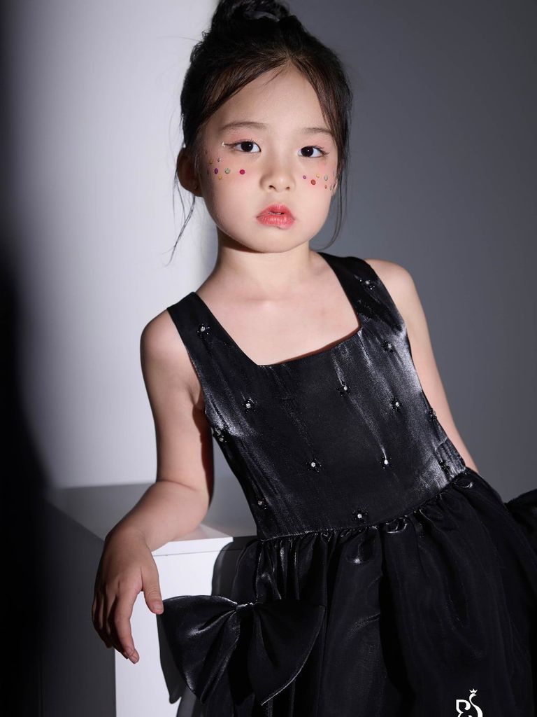 Váy công chúa cho bé gái màu đen gắn nơ Galina Dress - Eunoia by AN