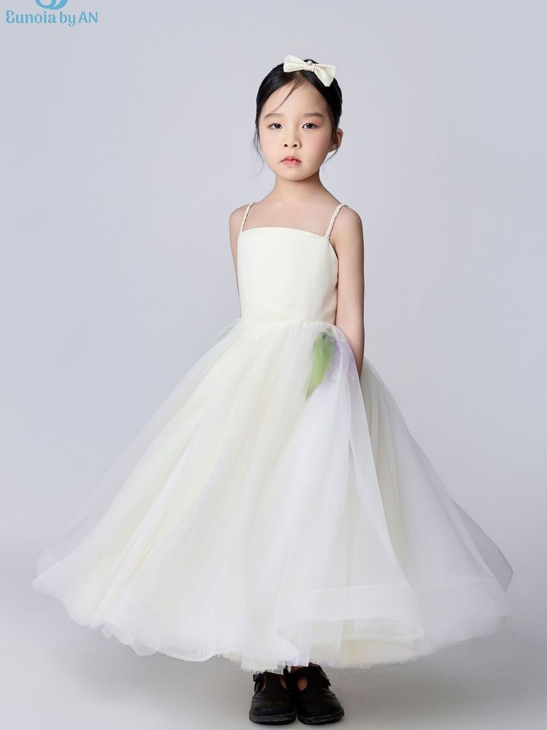 Váy công chúa bé gái tùng lưới bồng bềnh hoạ tiết hoa ly trắng ngà Kim Nhật Dress - Eunoia By AN