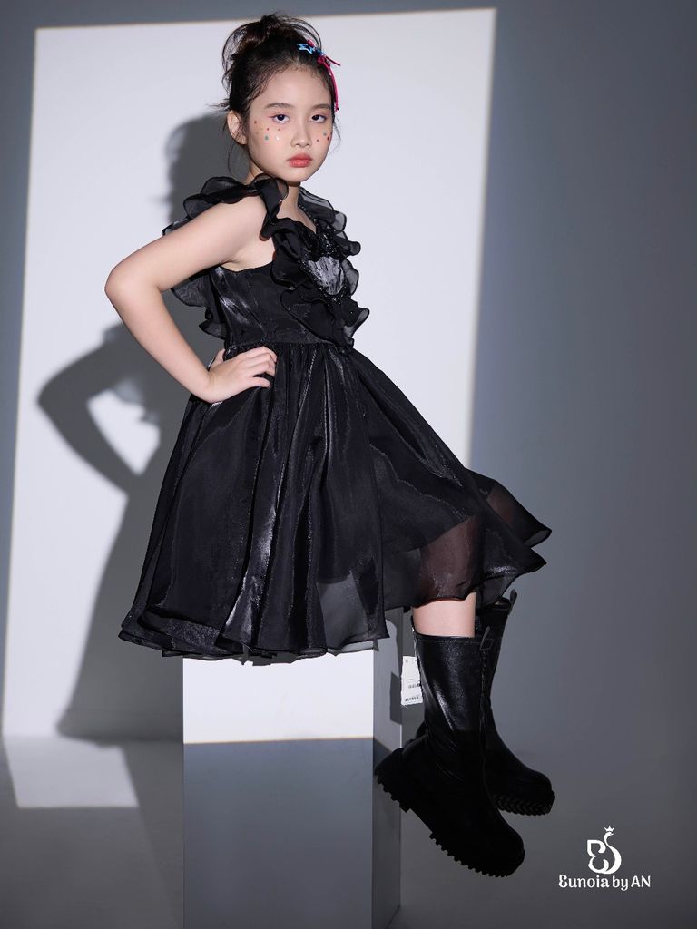 Váy công chúa cho bé gái màu đen tay bèo Aliana Dress - Eunoia by AN