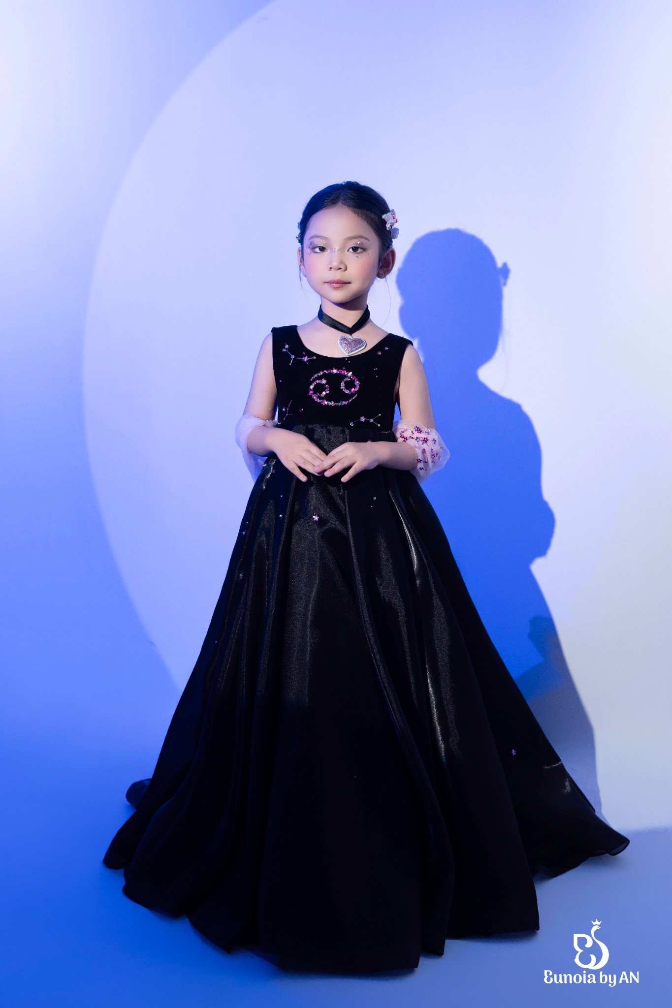 CỰ GIẢI