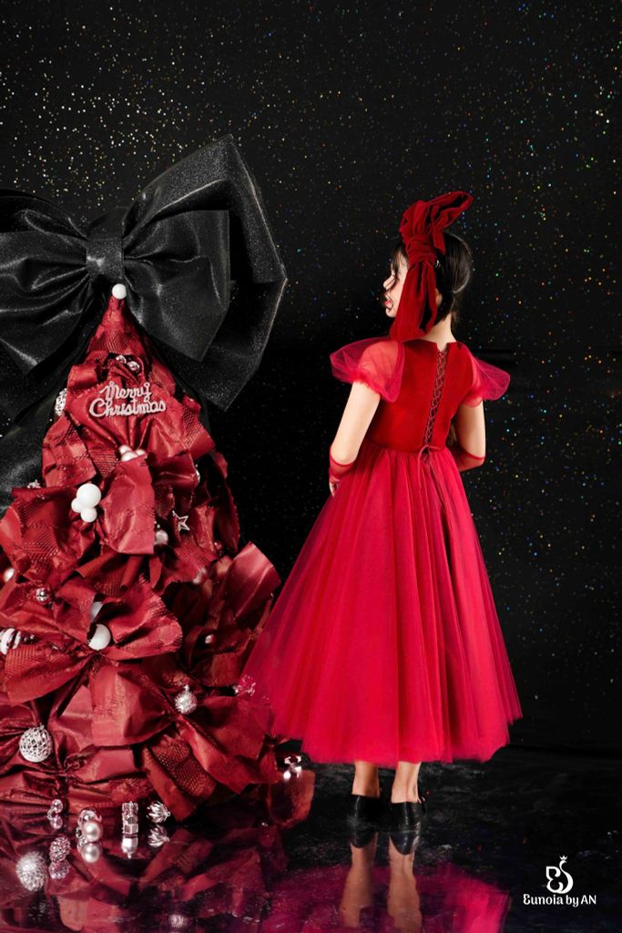 HỒNG QUYẾN DRESS