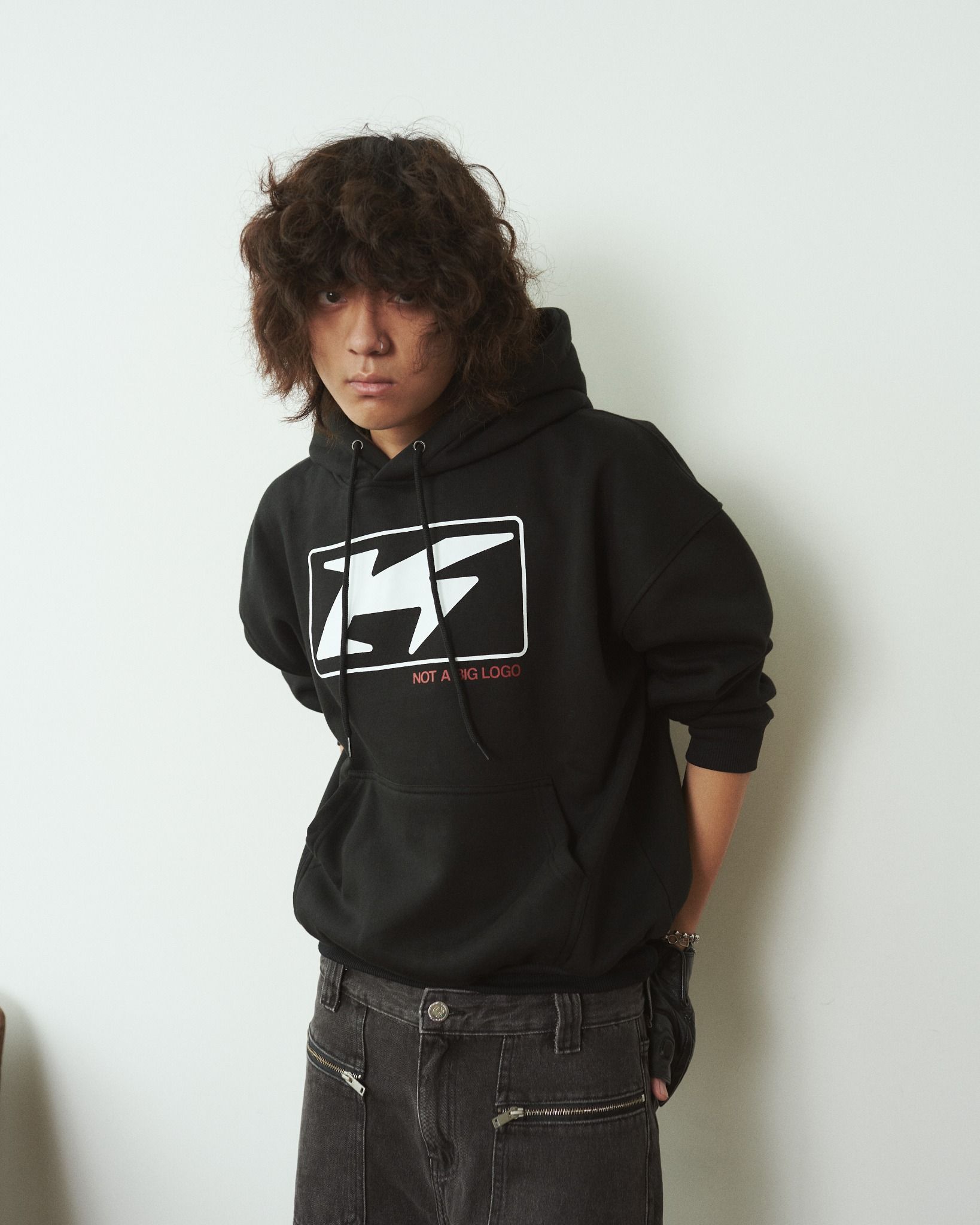  Áo Hoodie Form Boxy Màu Đen | NAGO HOODIE 