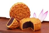  Bánh trung thu vị khoai môn 