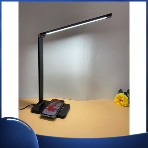  Đèn bảo vệ mắt với 3 chế độ sáng, tích hợp sạc không dây, cổng USB Eras E362 sản phẩm chính hãng 