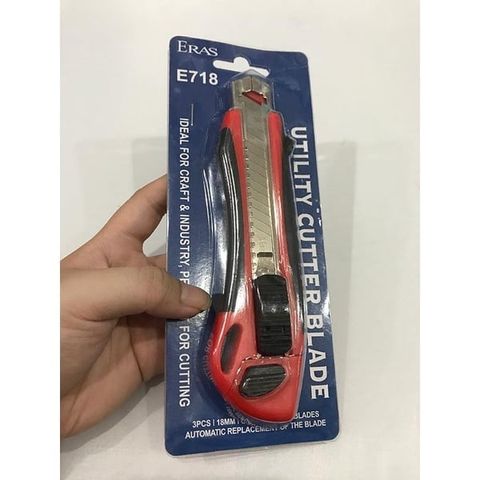  Dao rọc giấy vỏ nhựa Eras E718 18mm sản phẩm chính hãng 