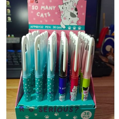  Bút Máy In Hình Mèo Và Chấm Bi Ffp60132 sản phẩm chính hãng ( Giao màu ngẫu nhiên ạ) 