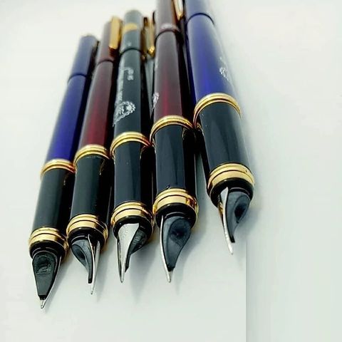  Bút mài thầy Ánh - SH02(Giao màu ngẫu nhiên ạ) - Ngòi thanh đậm sản phẩm chính hãng (Chiếc) 