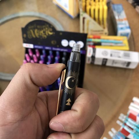  Bút bi tẩy bấm AKPJ267nét 0.5 hàng M&G chất lượng mực đậm xóa sạch viết êm (giao màu ngẫu nhiên ạ) 