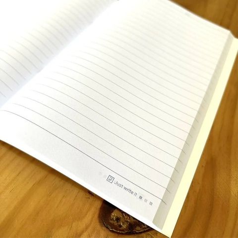  Vở Kẻ Ngang ĐL80gsm Future Book Wanted 120 trang DK-363 sản phẩm chính hãng(Giao bìa màu ngẫu nhiên ạ) 