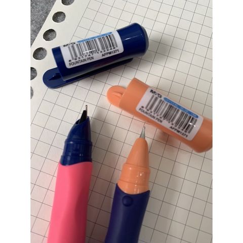  Bút máy nhựa tay đệm cao su M&G AFPM137sản phẩm chính hãng - Xanh (Chiếc) 