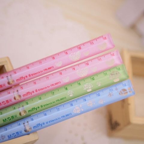  Thước kẻ đôi thỏ Miffy 12cm M&G FRL96013 (Giao màu ngẫu nhiên ạ) (Túi 2 chiếc) 