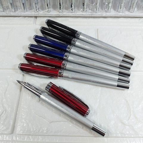  Bút máy Thầy Ánh OUGUWEN 008 (15)(Giao màu ngẫu nhiên ạ) 