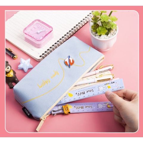  Thước sắt 15cm M&G FRL96053 có hình chú thỏ đáng yêu sản phẩm chính hãng (Giao màu ngẫu nhiên ạ) 