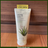  Kem Tẩy Trang The Face Shop HERB DAY 365 MASTER BLENDING FACIAL CLEANSING CREAM 170ml 